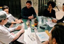 Roundtable über Techno und Politik: Machtkampf auf dem Dancefloor