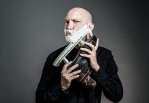 Douglas Greed: Videopremiere von „The Taste Of Dust”