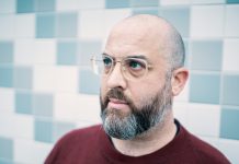 Red Rack’em: Trackpremiere von „In Love Again” Red Rack'em by Sean Delahay