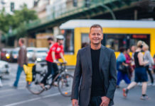Berlin: Kultursenator Klaus Lederer stellt Partys im Freien in Aussicht