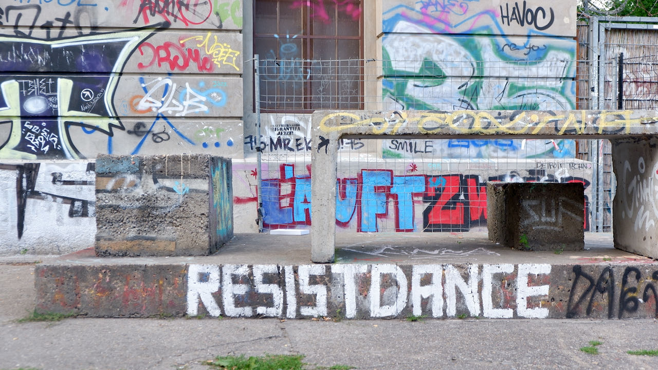 Berlin: Clubs bleiben offen, tanzen wird verboten