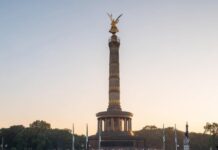 Rave The Planet: Gewinne das vergriffene Doppel-Vinyl Rave The Planet 2023 (Foto: Sebastian Wischmann / Instagram)