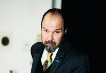Mika Vainio: Hommage von Choreografin Cindy Van Acker Mika Vainio (Foto: Presse)