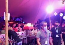 Clubcommission Berlin: Umfrage zur Mental Health von Beschäftigen im Nachtleben Barkräfte (Foto: Alexis Waltz)