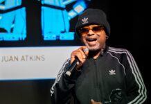 IMS Business Report: Marktvolumen elektronischer Musik wächst weiterhin Techno-Miterfinder Juan Atkins auf dem IMS 2024 (Foto: Presse)