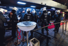 NRW: 650 Beamt:innen bei Razzia in Clubs und Diskotheken Razzia in Essen (Foto: Innenministerium NRW / Jochen Tack)