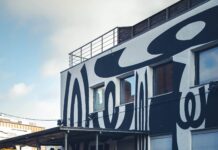 Berliner Kultursenatorin Sarah Wedl-Wilson: Watergate in den Räumen des SchwuZ? Schloss Ende vergangenen Jahres: das Watergate (Foto: Marie Staggat)