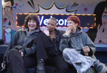 3Sat: Doku zum Feierverhalten der Gen Z veröffentlicht Szenebild „Nachtleben im Wandel - Achtsamkeit statt Ausnahmezustand” (Foto: Kobalt Productions GmbH)