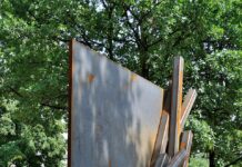 Loveparade: Stiftung wird aufgelöst, Stadt übernimmt Gedenken Das Mahnmal für die Opfer der Loveparade in Duisburg (Foto: Wikipedia / Carschten)