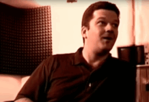 Lola da Musica: Folge der legendären Doku-Reihe aufgetaucht Pole in der Doku-Folge „Man Machine” (Foto: Screenshot)