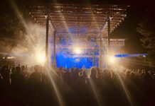 Waking Life: Die schönste Zeit des Jahres Die Bühne Cochilo auf dem Waking Life (Foto: Peter Marley)