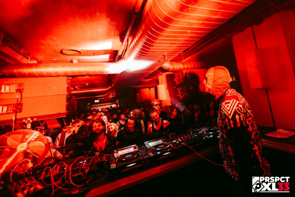 Feiern nach Corona beim PRSPCT 2024 (Foto: Lightningcore)