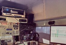 Berlin: Jazzradio verliert Frequenz an Techno-Sender Das mobile Studio von 106.8 pure.fm (Foto: Facebook / 106.8 pure fm Berlin)