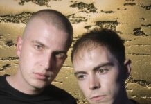 BAUGRUPPE90: „Wir sind große Fans davon, Dinge selbst anzupacken” Paul Vogler und Louis Köhler von BAUGRUPPE90 (Foto: Michael Anthony Baumann)