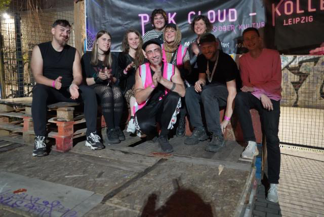 Einige Personen des Pink Cloud Kollektivs (Foto: Pink Cloud)