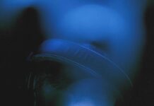 Jeff Mills feiert 30 Jahre „Live at Liquid Room” im RSO.Berlin: Erotik fürs Ohr Jeff Mills bei „Liquid Room Paris” (Foto: Léa Legallais)