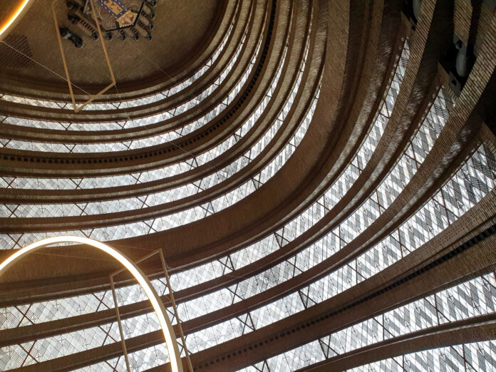 Header Motherboard Dezember 2025 by Frank Eckert