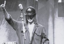 Sly Dunbar: Prägender Reggae-Drummer verstorben Sly Dunbar 2015 in Rudolstadt (Foto: Schorle/Wikipedia)