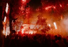 Omana 2026: Die ersten Acts für Griechenland stehen fest Das Omana bei Nacht (Foto: Omana)