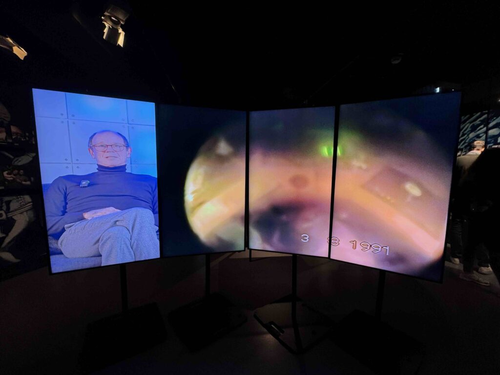 Matthias Martinsohn gründete das Omen in Frankfurt mit und erzählt zu Beginn, warum dort später der Schweiß von der Decke tropfte.