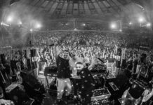 Konzertmonopol: Live Nation erzielt vorläufige Einigung mit US-Justizministerium Fred again.., Four Tet und Skrillex touren mit Live Nation (Foto: Chris Lavado)