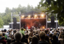 „Haltung Zeigen”: Broschüre gegen Rechtsradikalismus bei Musikveranstaltungen veröffentlicht Das Festival Jamel rockt den Förster wehrt sich seit 2007 gegen die lokale rechtsextremistische Szene (Foto: Jamel rockt den Förster)