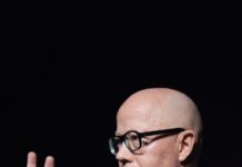 Karl-Heinz Blomann über sein Klangkunstfestival BLAUES RAUSCHEN: „Blaues Rauschen klingt heller, schärfer und offener als White Noise oder Pink Noise”
