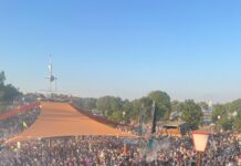 Fusion 2026: Festival endet trotz Hitze und Evakuierung weitgehend störungsfrei Die Turmbühne: eine der Hauptbühnen des Festivals (Foto: Johanna Lühr)