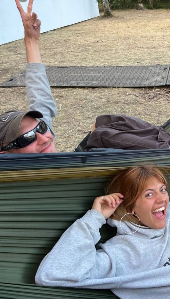 Maximilian Fritz und Lea Jessen beim Hängematten-Hang auf der Nation of Gondwana 2026 (Foto: Saber Shamoradi)