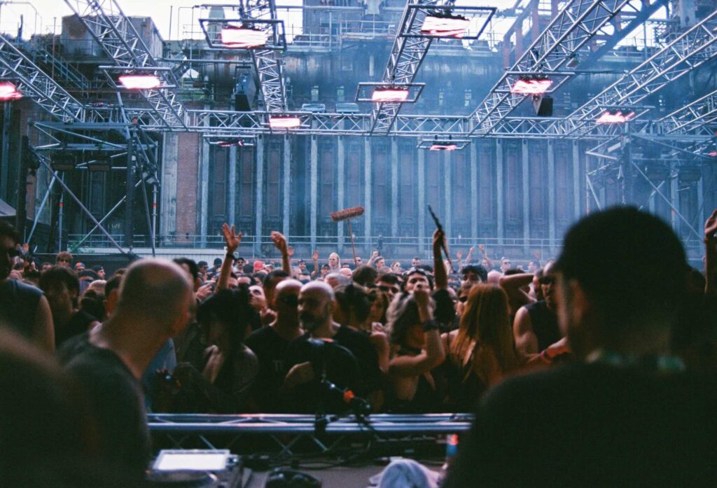 DVS1 und Freddy K haben beim Stone Techno Festival 2026 aufgelegt.