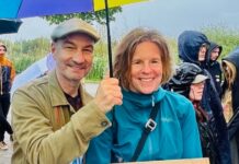 Rave the Castle: Techno-Demo zieht durch Schwerin